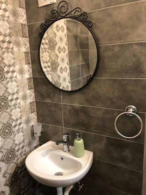 Central Little Home Kalampáka Ngoại thất bức ảnh